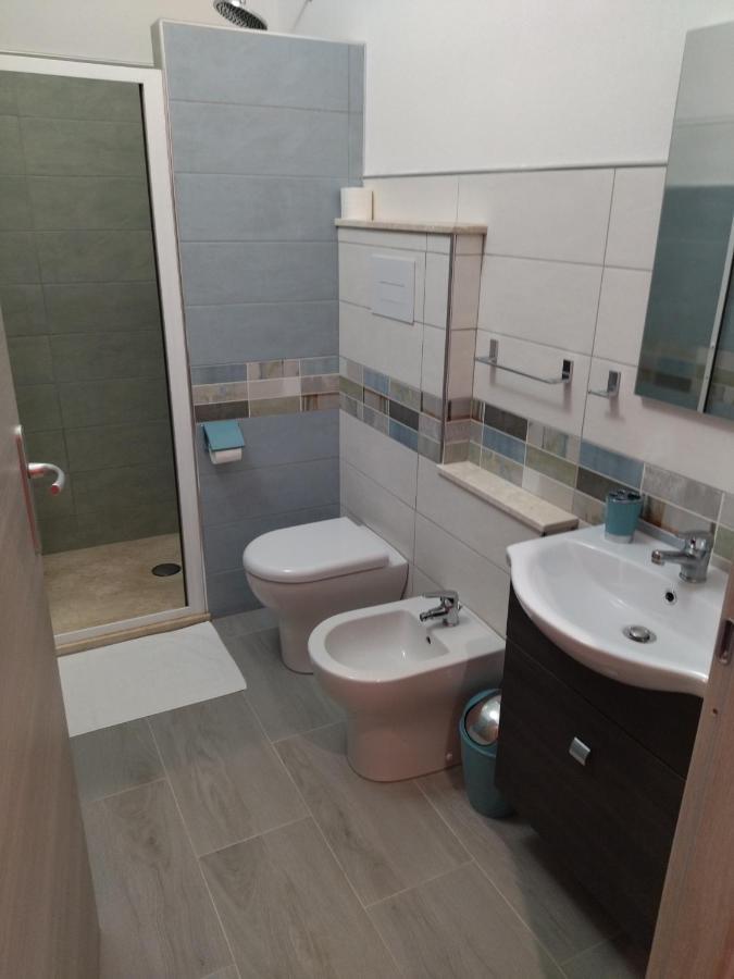 סנטה מריה נברזה Lungomare Bed Rooms מראה חיצוני תמונה